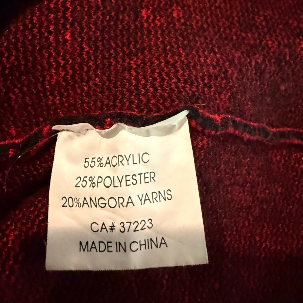 Chic Black And Red Patterned Blouse - image 7